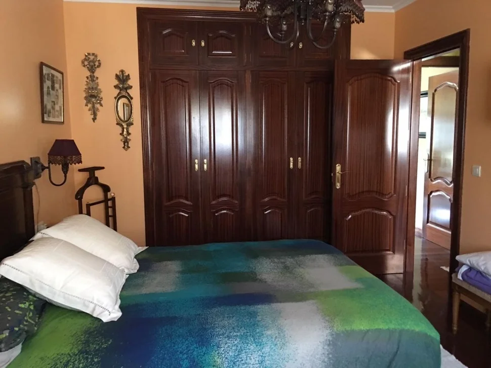 Se vende o alquila con opción de compra chalet en primera línea de playa