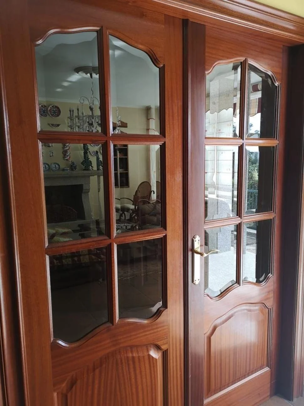 Se vende o alquila con opción de compra chalet en primera línea de playa