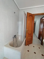 Se vende piso con terraza y trastero en santa cecilia, narón