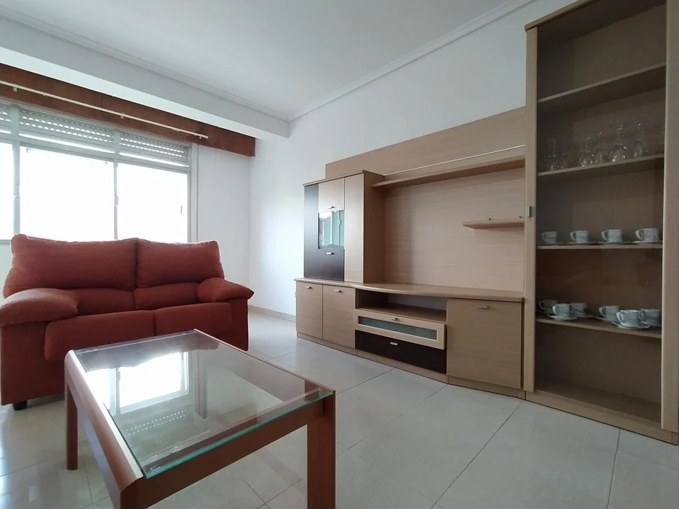 Se vende piso con terraza y trastero en santa cecilia, narón