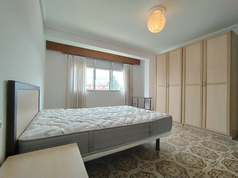 Se vende piso con terraza en santa cecilia