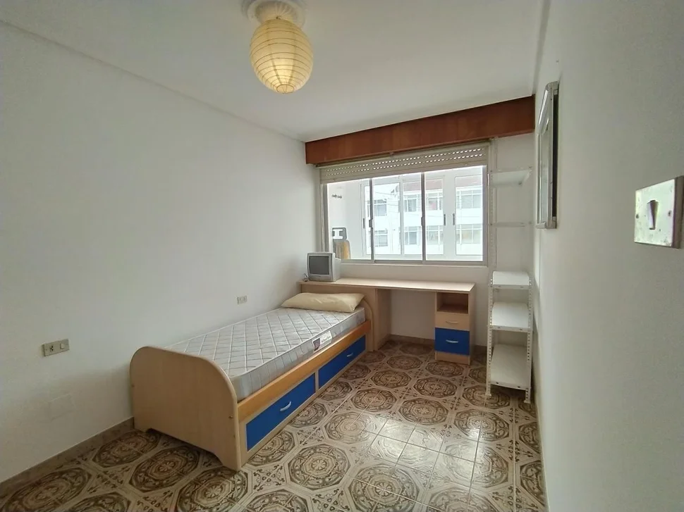 Se vende piso con terraza en santa cecilia