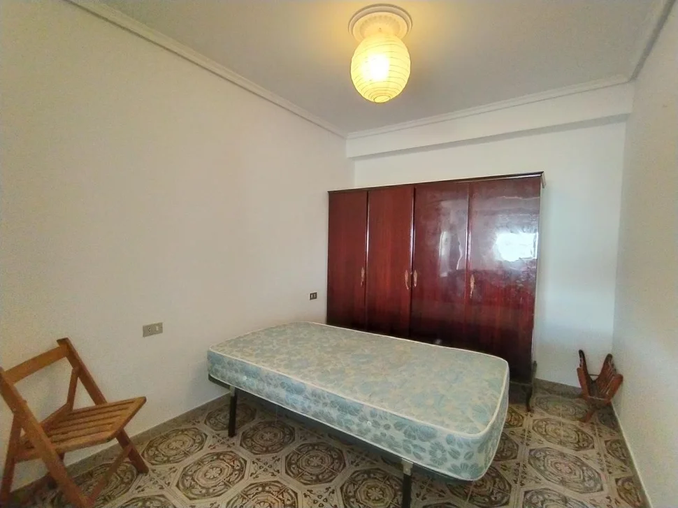 Se vende piso con terraza en santa cecilia