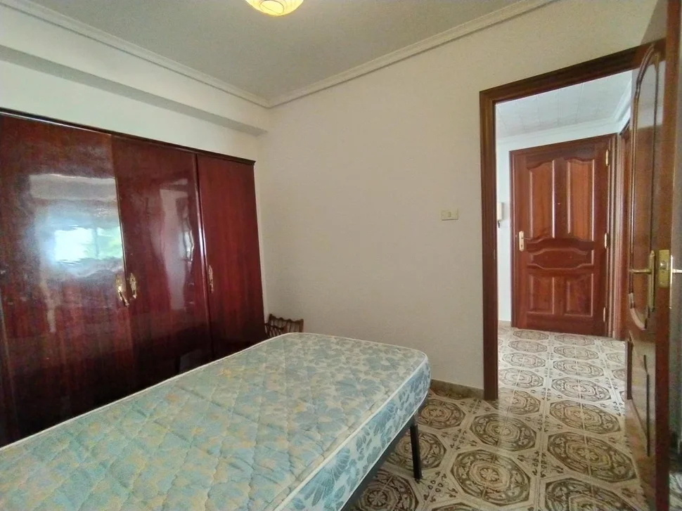 Se vende piso con terraza en santa cecilia