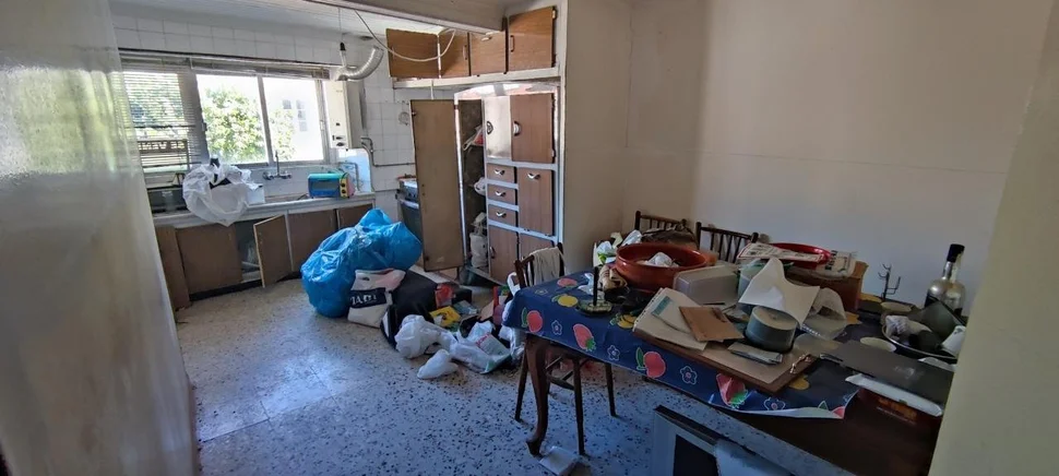 Se Vende Casa Pareada para Reformar en Neda, Neda
