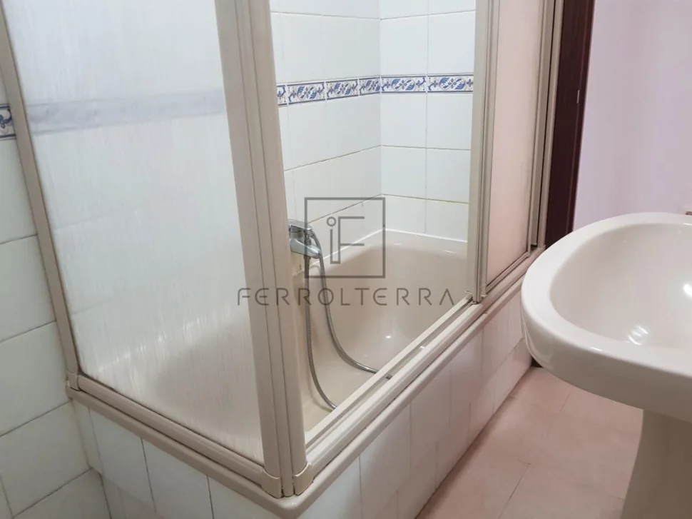 Precioso piso tercero en o ponto, narón