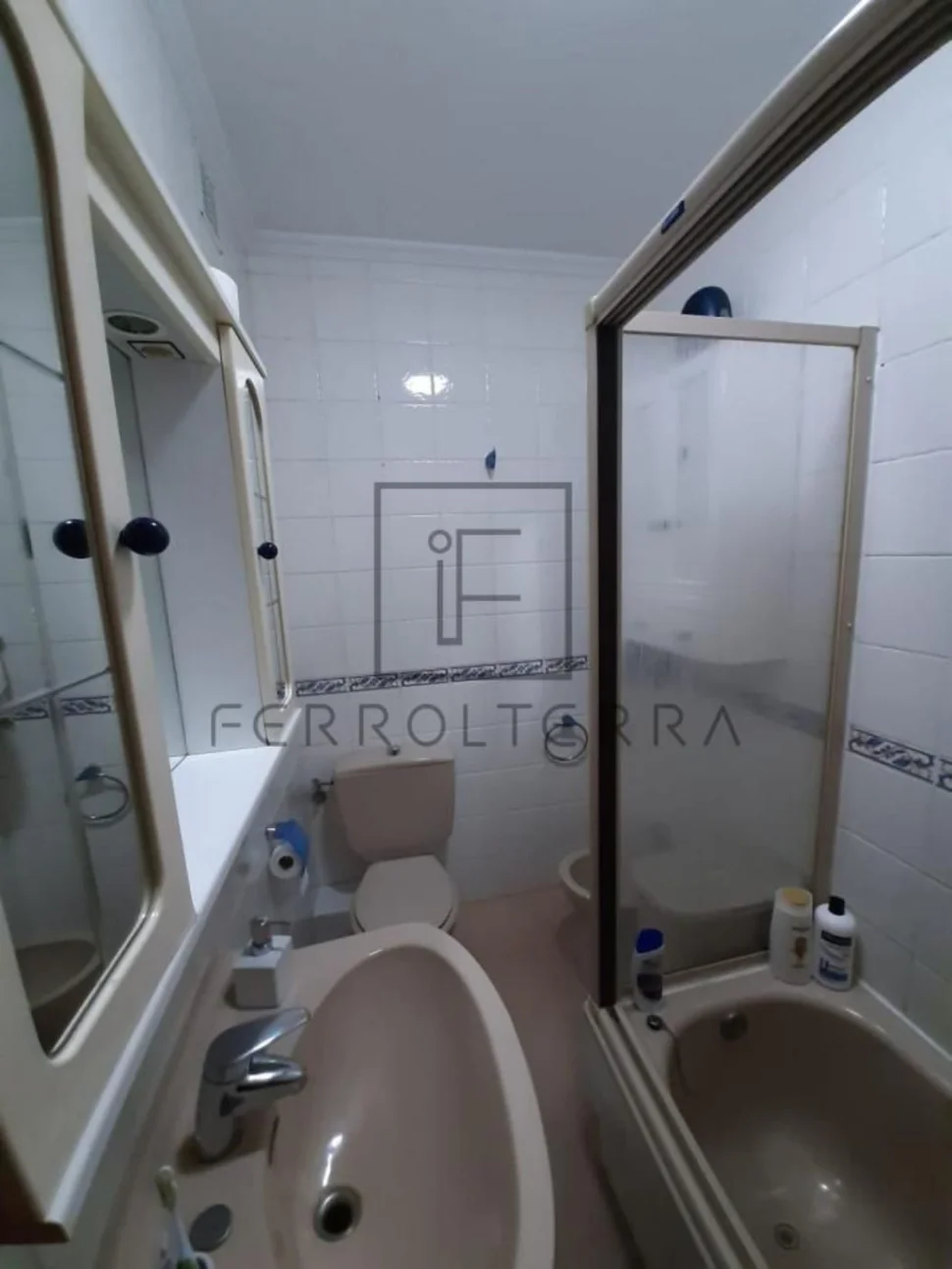 Precioso piso tercero en o ponto, narón