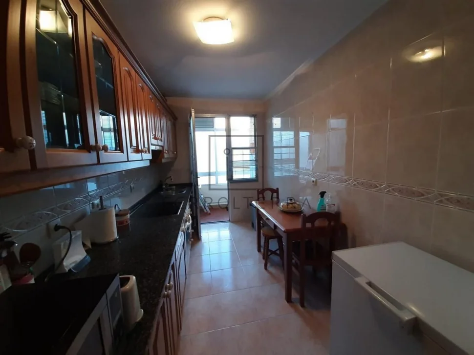 Precioso piso tercero en o ponto, narón