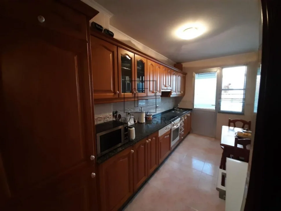 Precioso piso tercero en o ponto, narón