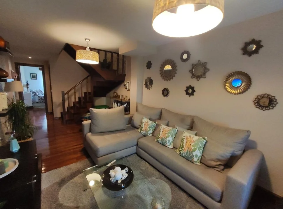 Se vende bonito atico duplex en naron