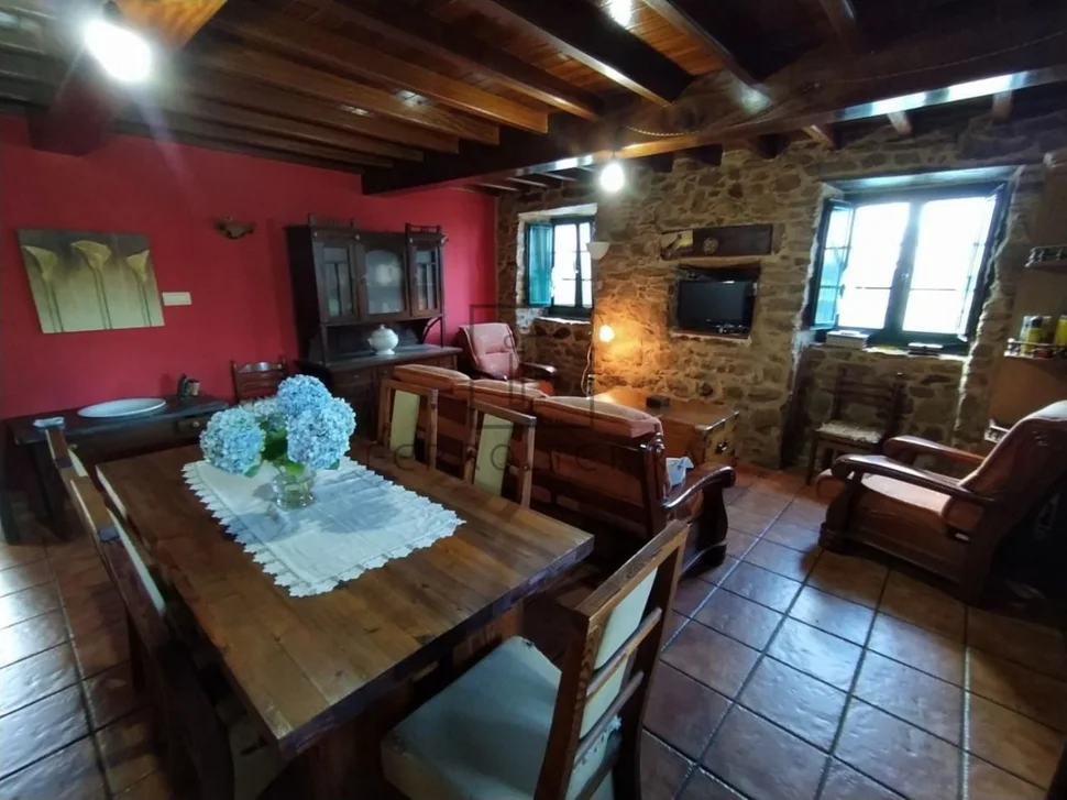 Inmueble #c000228 para vender en fene, sillobre