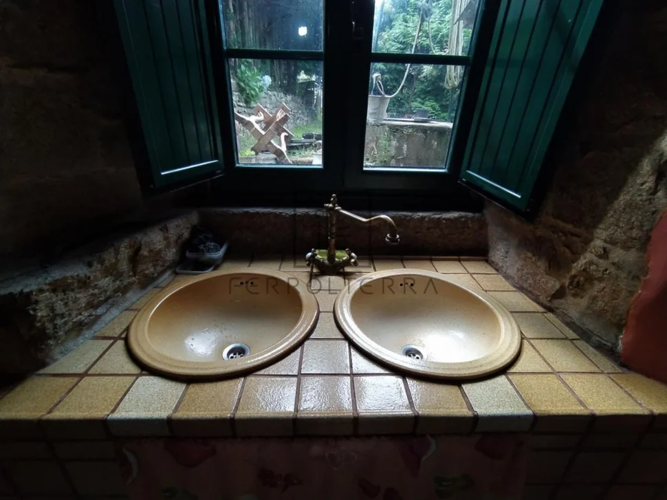 Inmueble #c000228 para vender en fene, sillobre