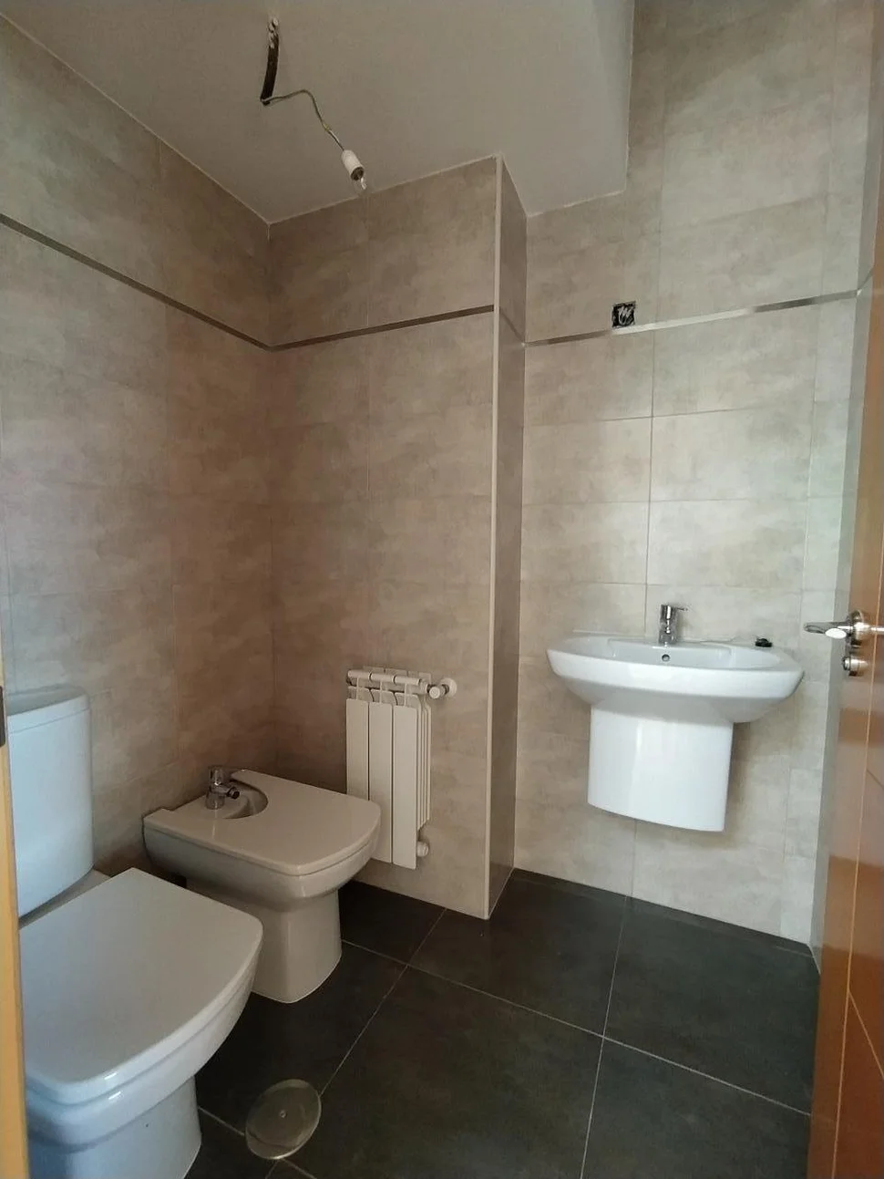 Se vende dúplex con terraza portanova