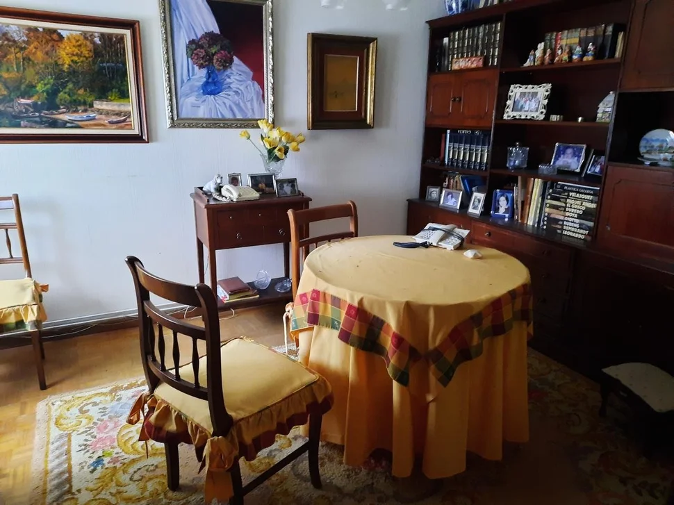 Piso con ascensor y garaje en el centro, ferrol