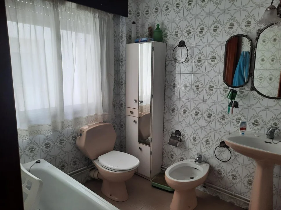 Piso con ascensor y garaje en el centro, ferrol