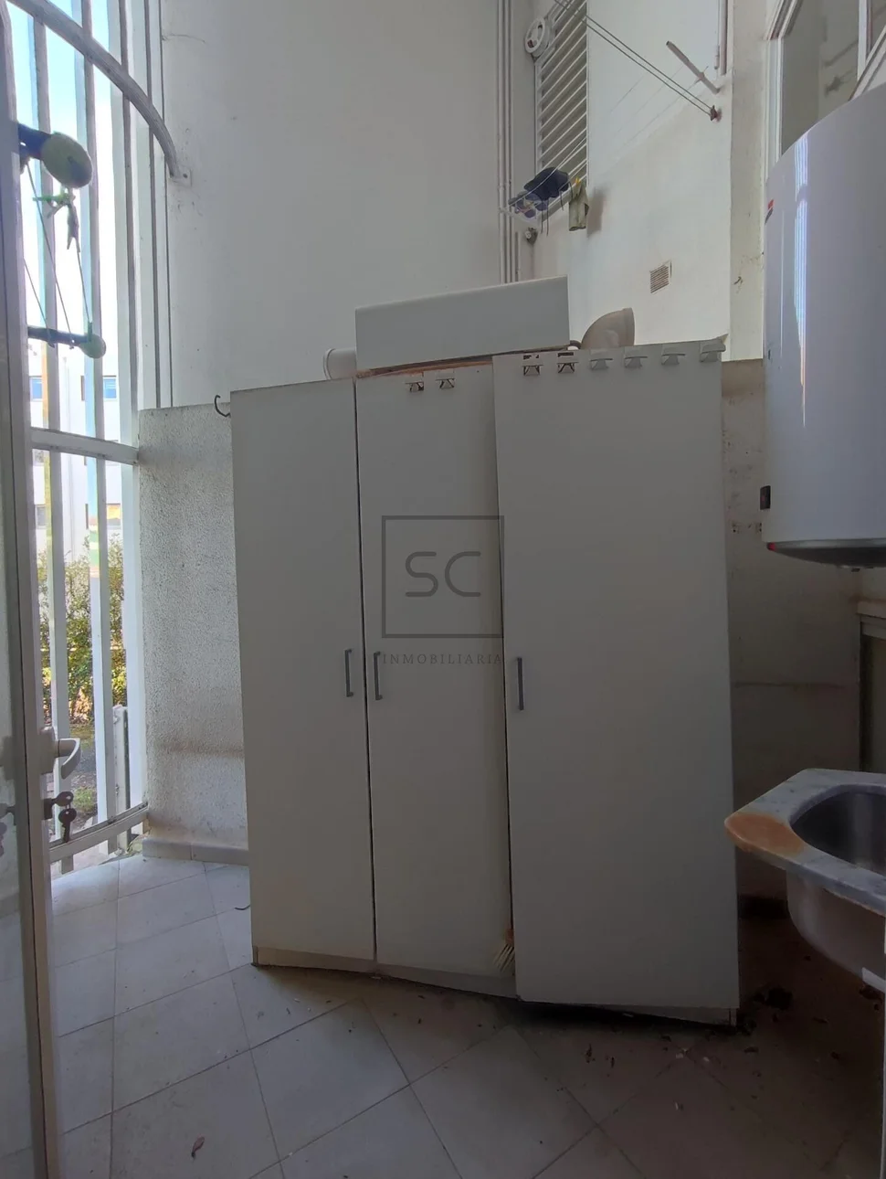 Se vende piso reformado en primera línea de playa en el centro, ares