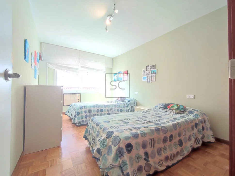 Se vende piso reformado en primera línea de playa en el centro, ares