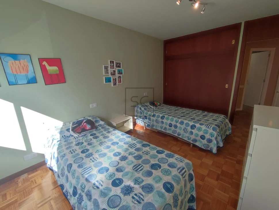 Se vende piso reformado en primera línea de playa en el centro, ares