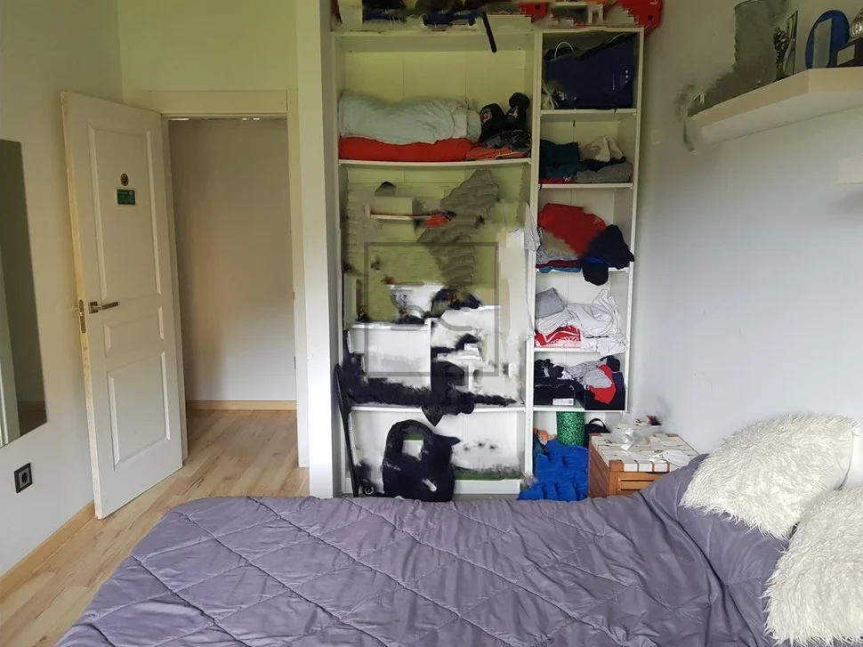 Casa con finca y garaje en anca, neda