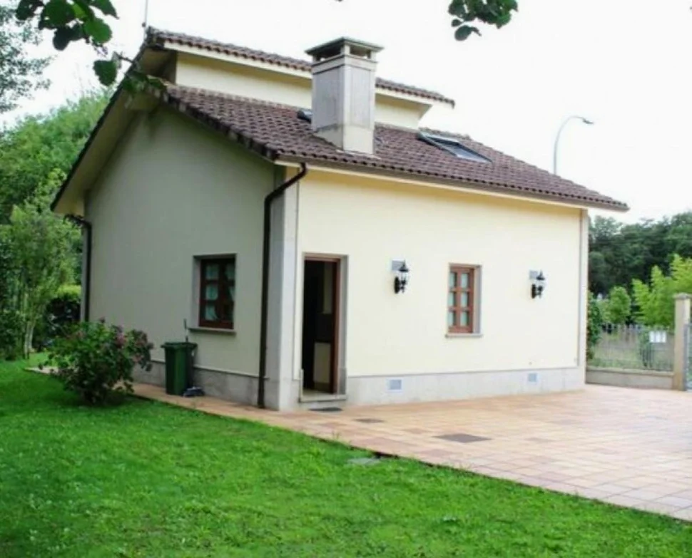 Casa con Finca y Bodega en Pazos
