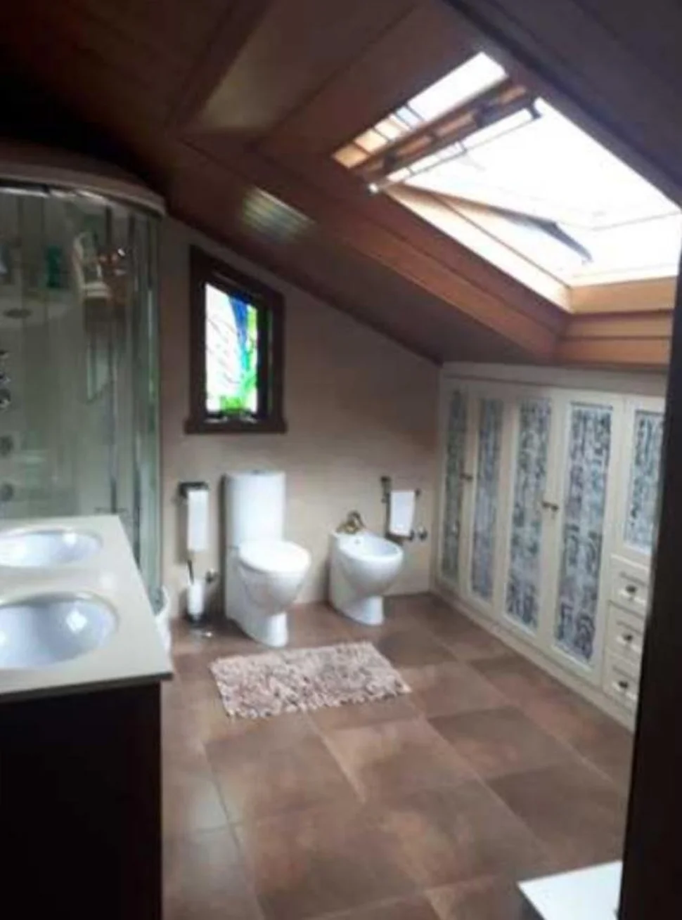 Casa con Finca y Bodega en Pazos