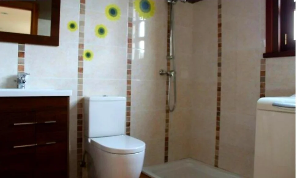 Casa con Finca y Bodega en Pazos