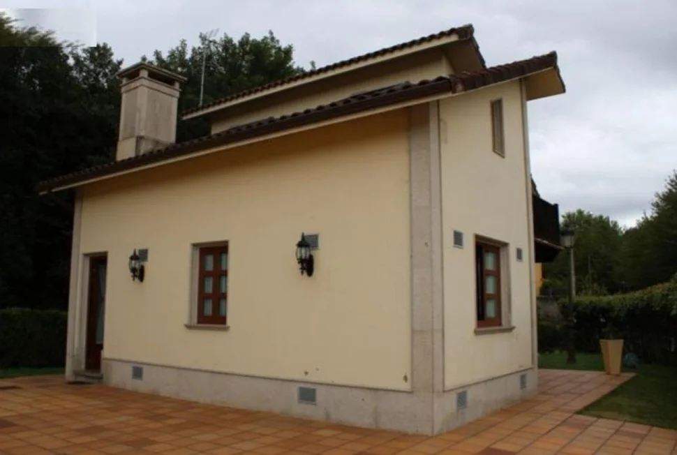 Casa con Finca y Bodega en Pazos