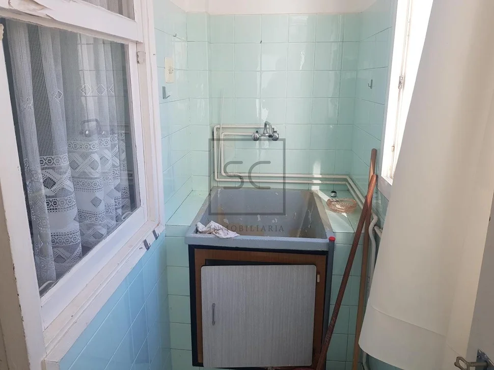 Dos pisos por el precio de uno en santa marina, ferrol