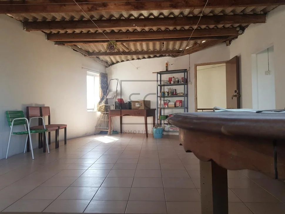 Dos pisos por el precio de uno en santa marina, ferrol