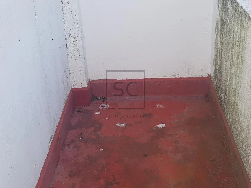 Dos pisos por el precio de uno en santa marina, ferrol