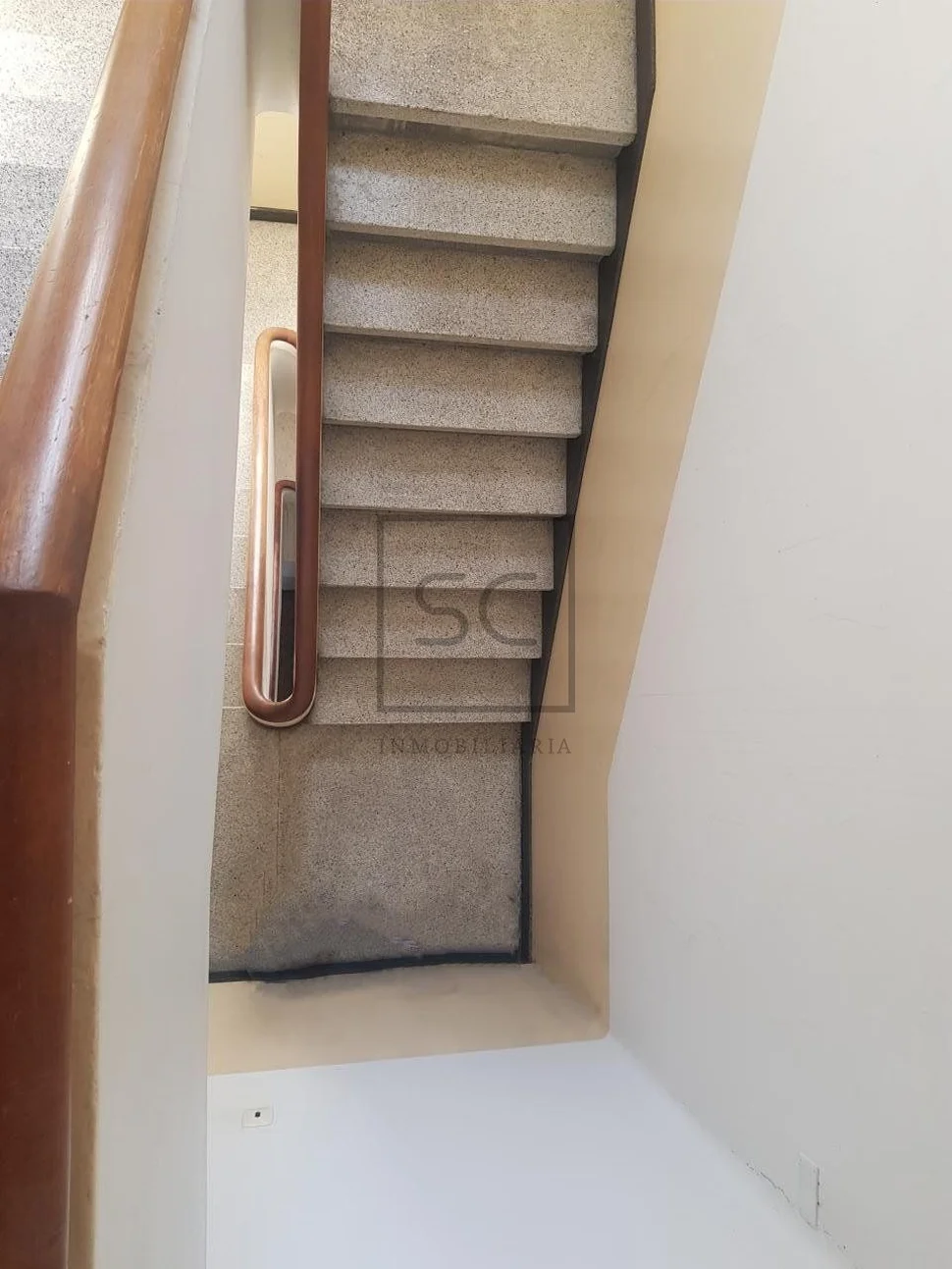 Dos pisos por el precio de uno en santa marina, ferrol