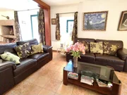 Se vende casa con piscina y jardín en fene, fene