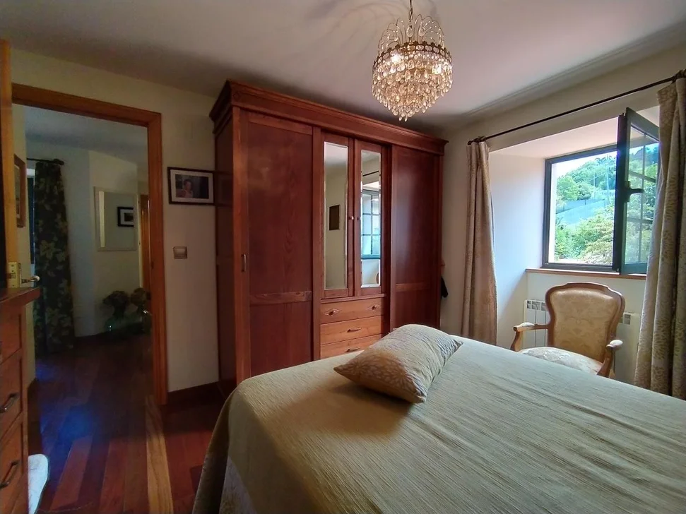 Se Vende Casa con Piscina y Jardín en Fene, Fene – foto 30