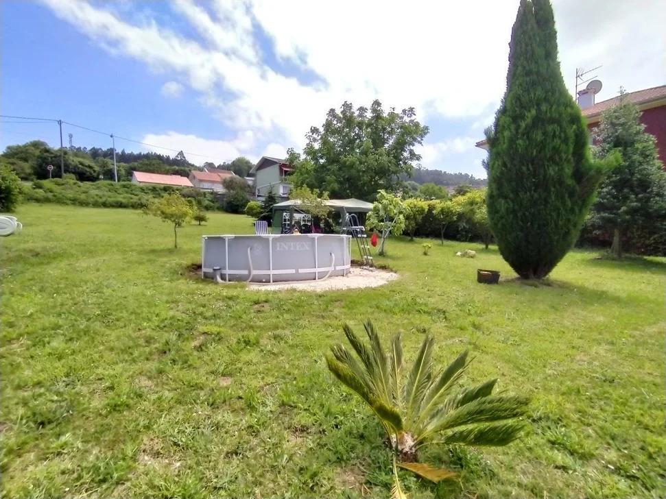 Se Vende Casa con Piscina y Jardín en Fene, Fene – foto 42