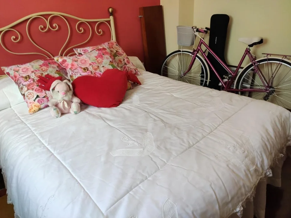 Se vende duplex en plaza de galicia, naron