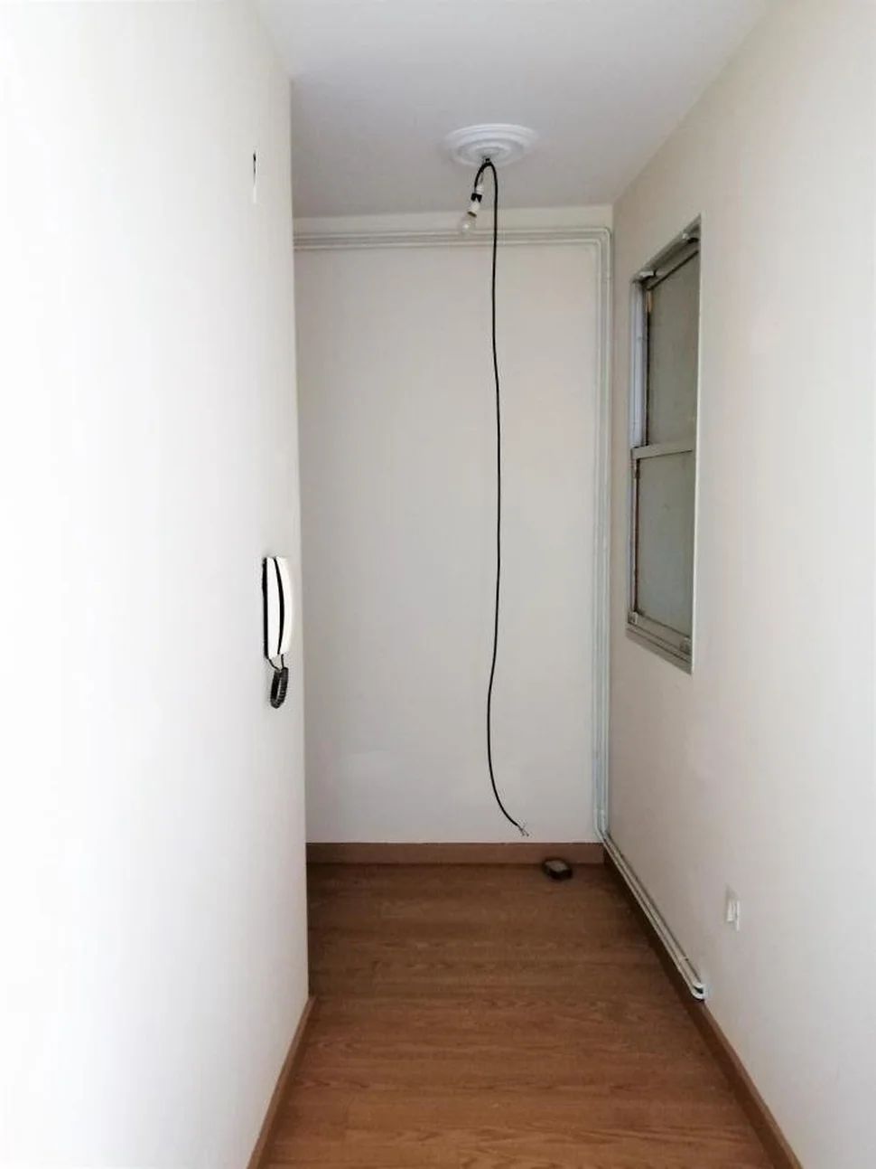 Se vende piso semireformado en canido