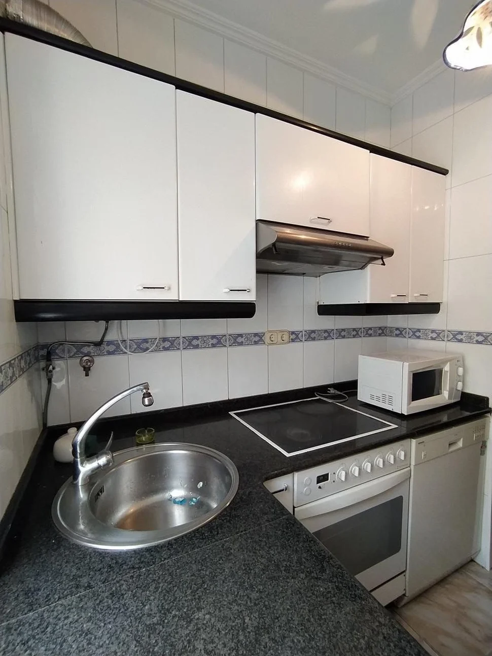 Se vende piso en viviendas de marina