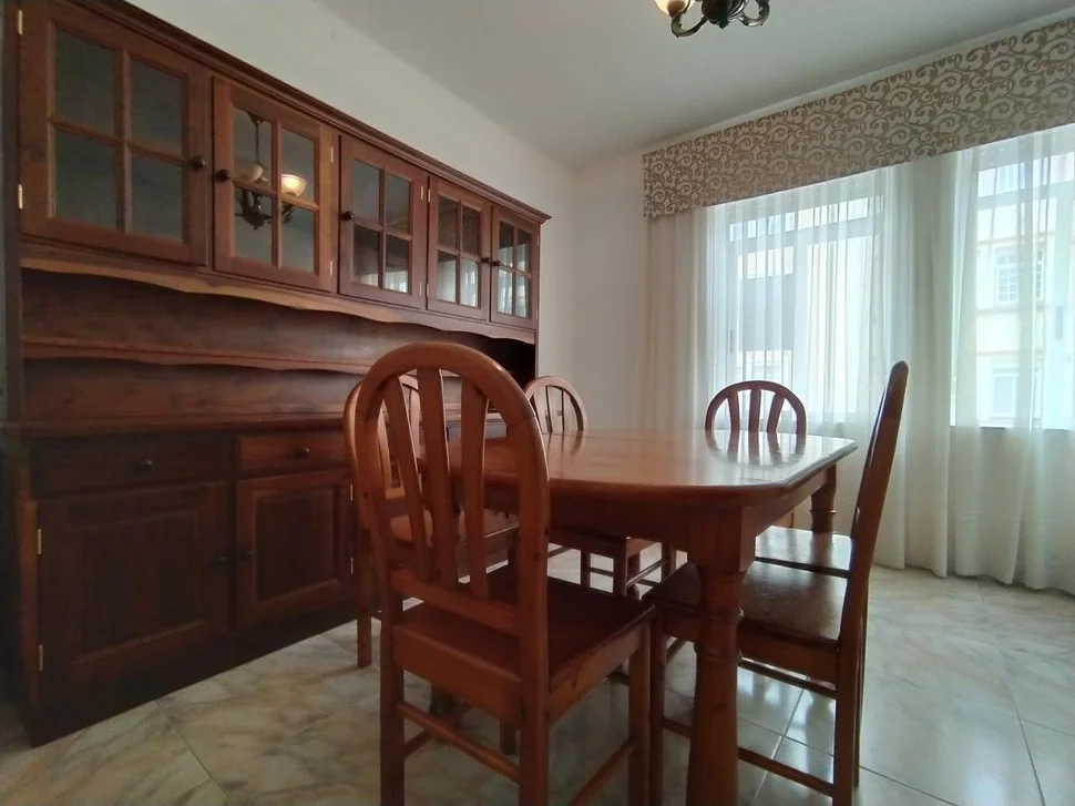 Se vende piso en viviendas de marina