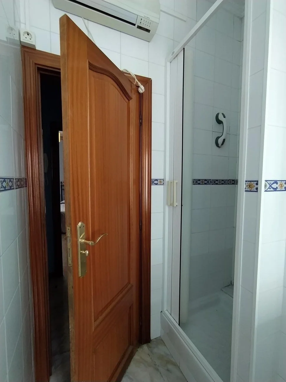 Se vende piso en viviendas de marina