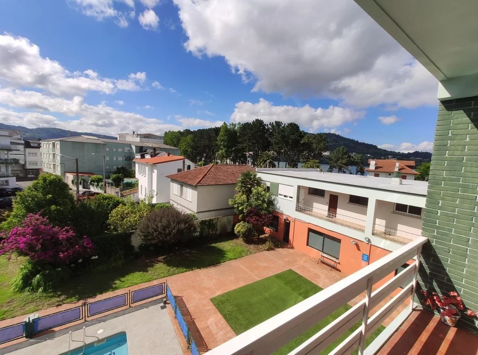 Se vende con piscina y terraza en cabañas en pontedeume, pontedeume