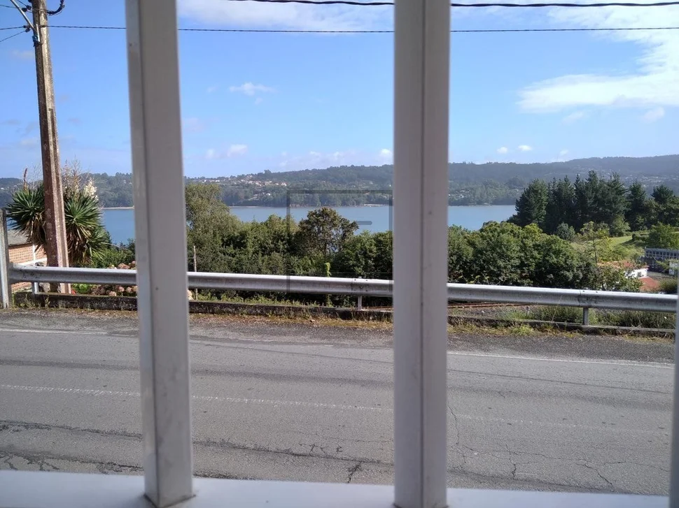 Casa con vistas y finca edificable