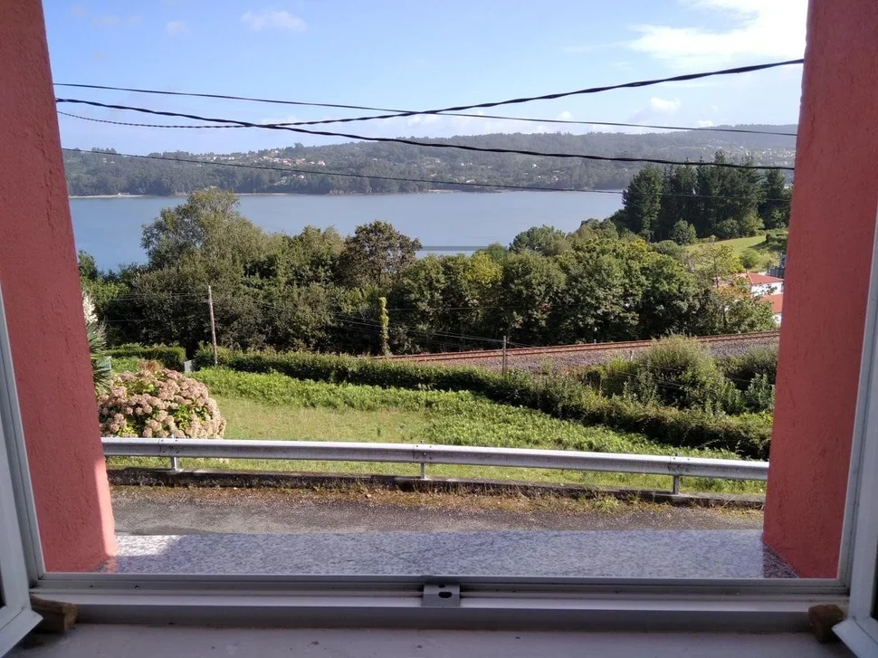 Casa con vistas y finca edificable