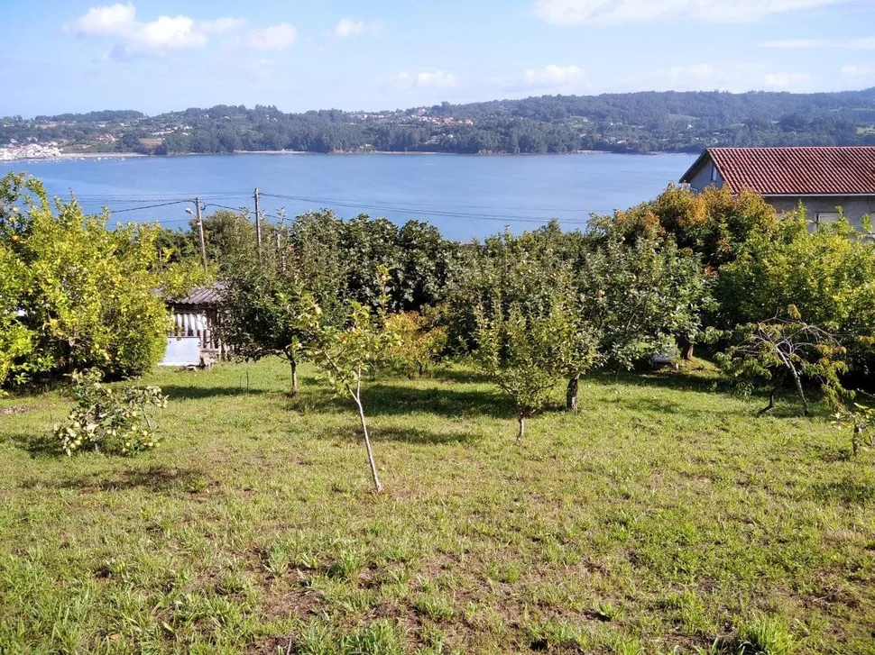 Casa con vistas y finca edificable