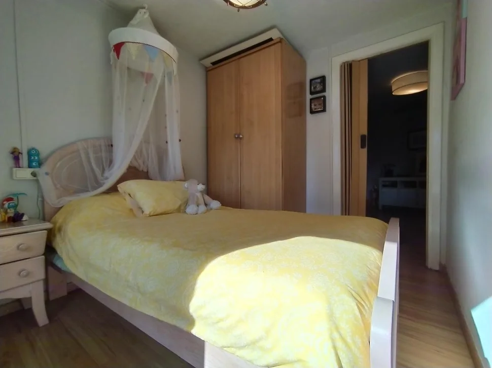 Se vende casa adosada con piscina en doso, narón