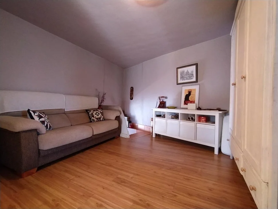 Se vende casa adosada con piscina en doso, narón