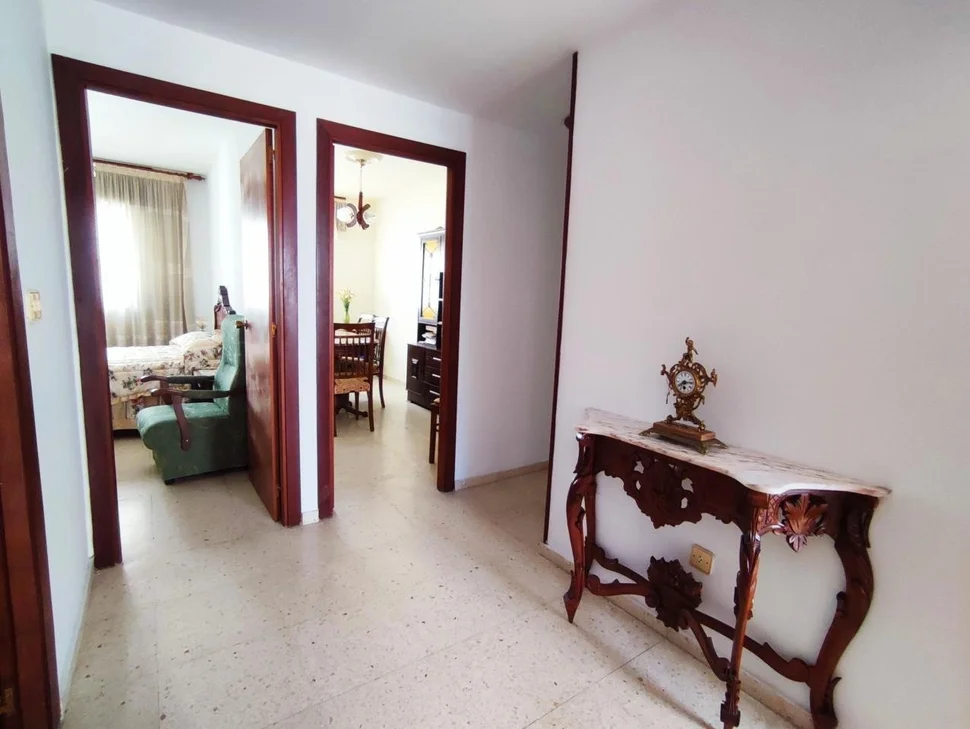 Se vende piso amueblado en caranza, ferrol