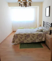 Se vende piso reformado, amueblado y con ascensor