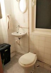 Se vende piso reformado, amueblado y con ascensor