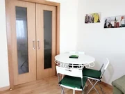 Se vende piso reformado, amueblado y con ascensor