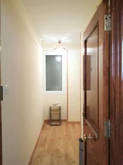 Se vende piso reformado, amueblado y con ascensor